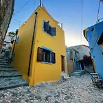 Loft Con Uso Cucina E Terrazzo Panoramico - Fora E' Muros Ii - Ammentos ゲストハウス