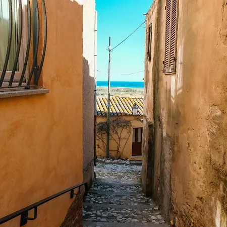 Affittacamere Loft Con Uso Cucina E Terrazzo Panoramico - Fora E' Muros Ii - Ammentos 3*