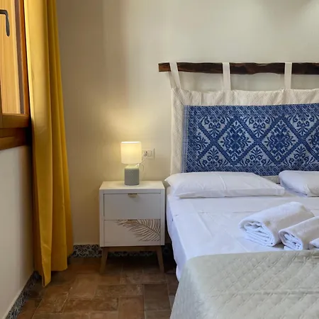 Loft Con Uso Cucina E Terrazzo Panoramico - Fora E' Muros Ii - Ammentos Pensión 3*