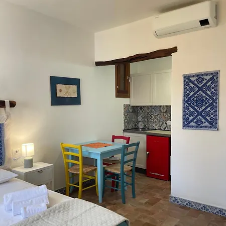 Loft Con Uso Cucina E Terrazzo Panoramico - Fora E' Muros Ii - Ammentos Pensión