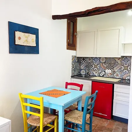 Loft Con Uso Cucina E Terrazzo Panoramico - Fora E' Muros Ii - Ammentos *