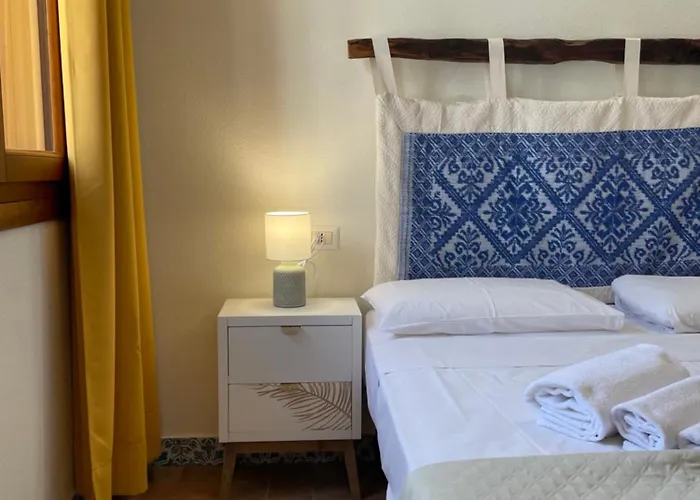 Loft Con Uso Cucina E Terrazzo Panoramico - Fora E' Muros Ii - Ammentos Maison d'hôtes 3*